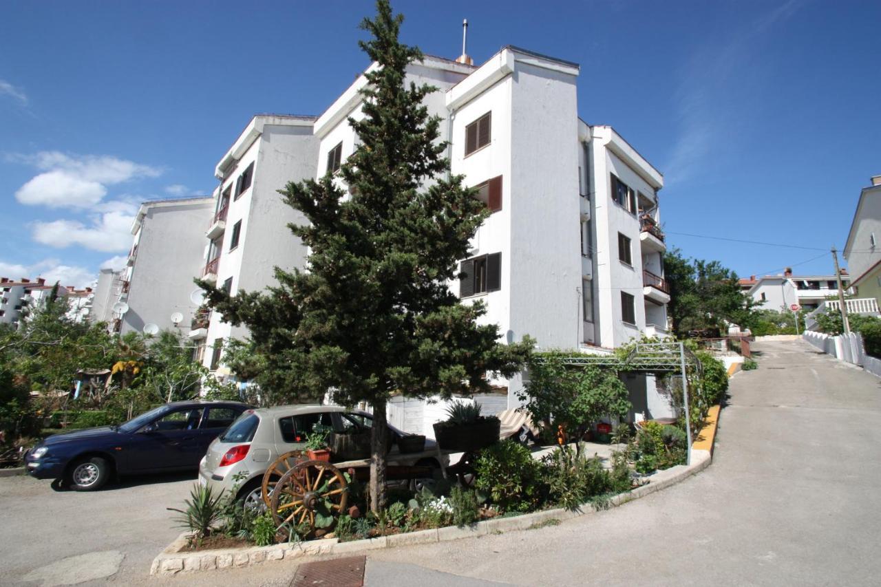 Apartamento Hrusta Crikvenica Exterior foto