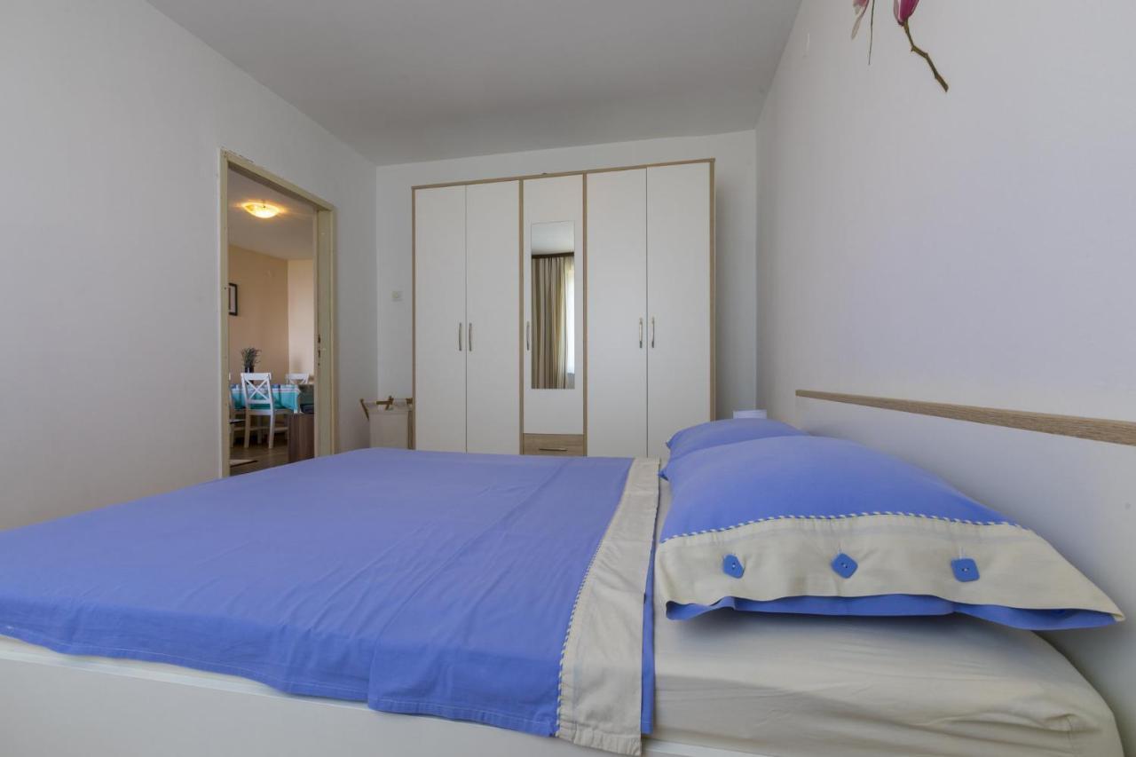 Apartamento Hrusta Crikvenica Exterior foto